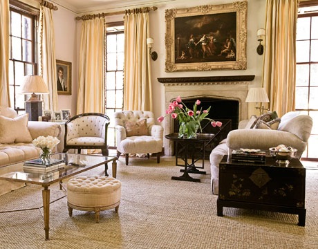[living-room-with-personality-xlg-22755037[3].jpg]